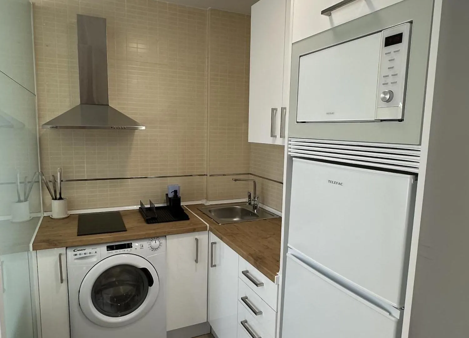 Apartamento Carreteria Centro Malaga Apartment