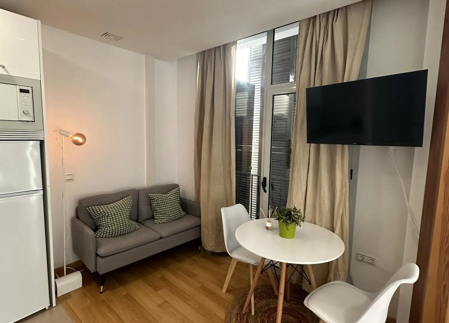 Apartamento Carreteria Centro Malaga Apartment
